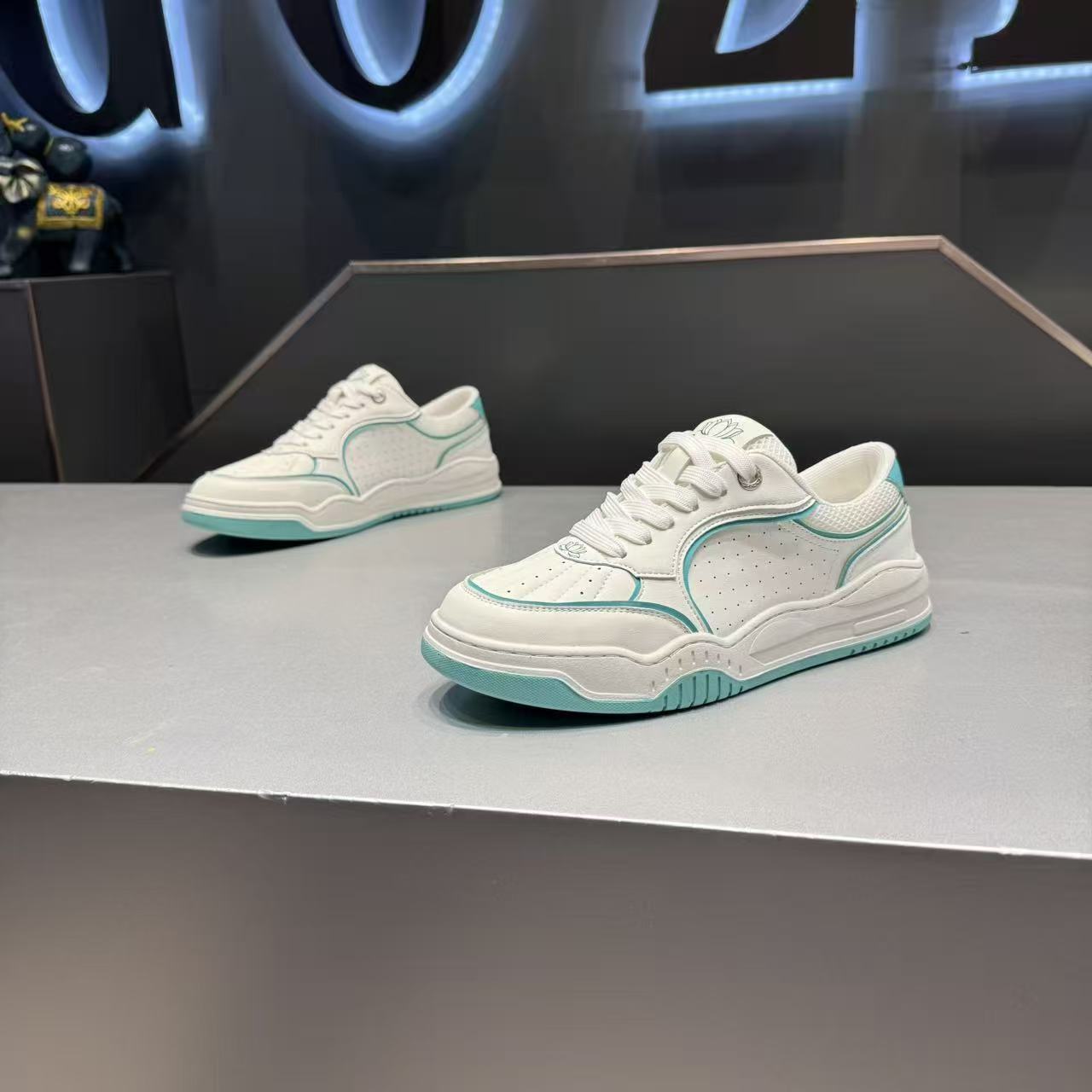 Men's White 2026 Spring New FashiNew Versatile Casual Shoes Low-Top Sneakers_vogvips.com