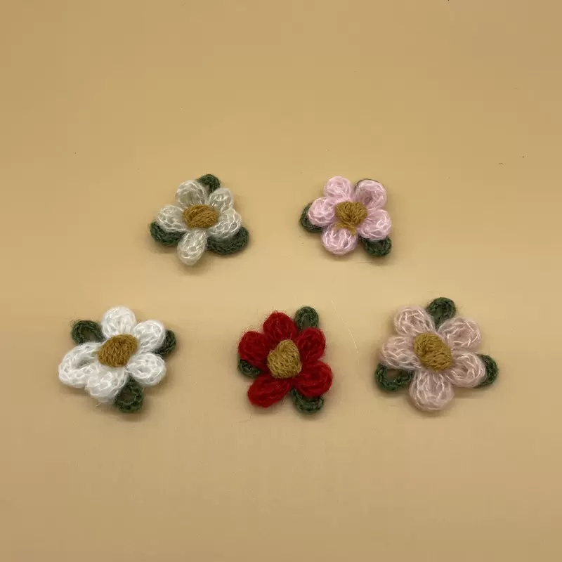 手摇毛线立体花女童胸花毛衣开衫宠物娃钮扣鞋花装饰外贸服装辅料