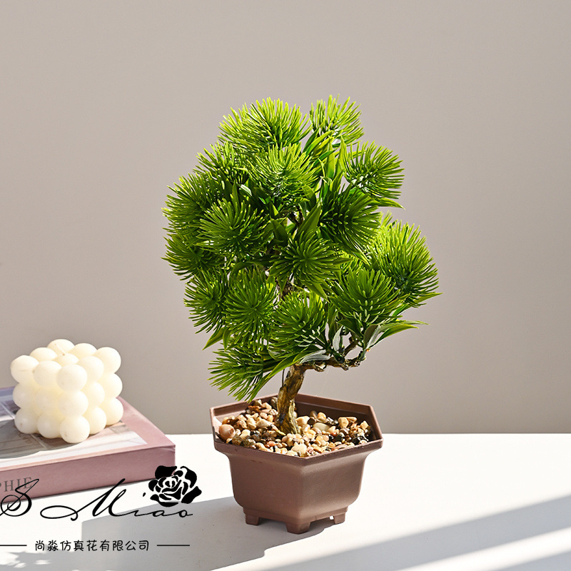Suministro directo de fábrica de Yiwu flor artificial decoración casera creativa maceta artificial Flor Artificial bienvenida Pino artificial planta verde bonsai