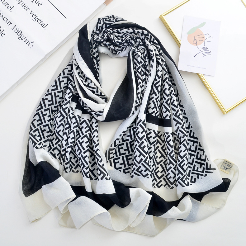 El algodón y el lino de moda europeos y americanos sienten la bufanda de la impresión de la letra del FF toalla de playa decorativa amistosa piel-amistosa suave del mantón de la protección solar del estilo occidental