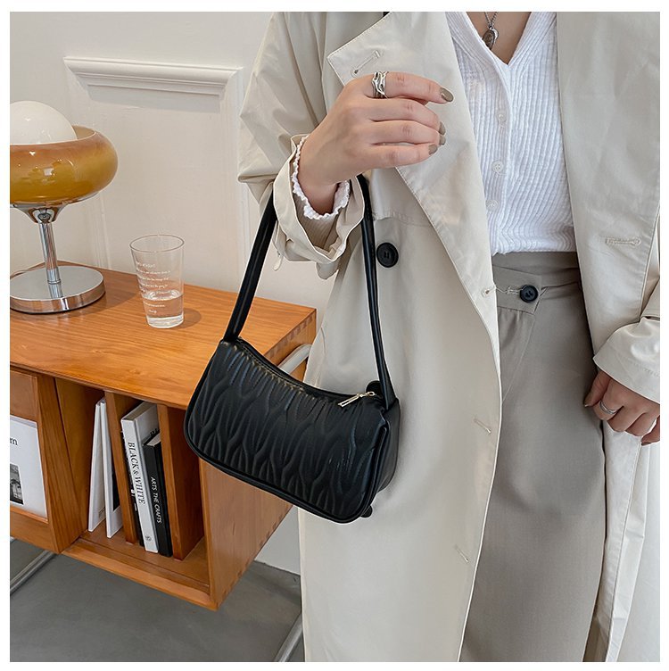 343g Weight PU Lining Material Sewing Thread Fashion Element Zipper Closure Type Single Shoulder Strap Strap Type Women's Small PU Solid Color Elegant Classic Style Streetwear Sewing Thread Square Zipper Underarm Bag
