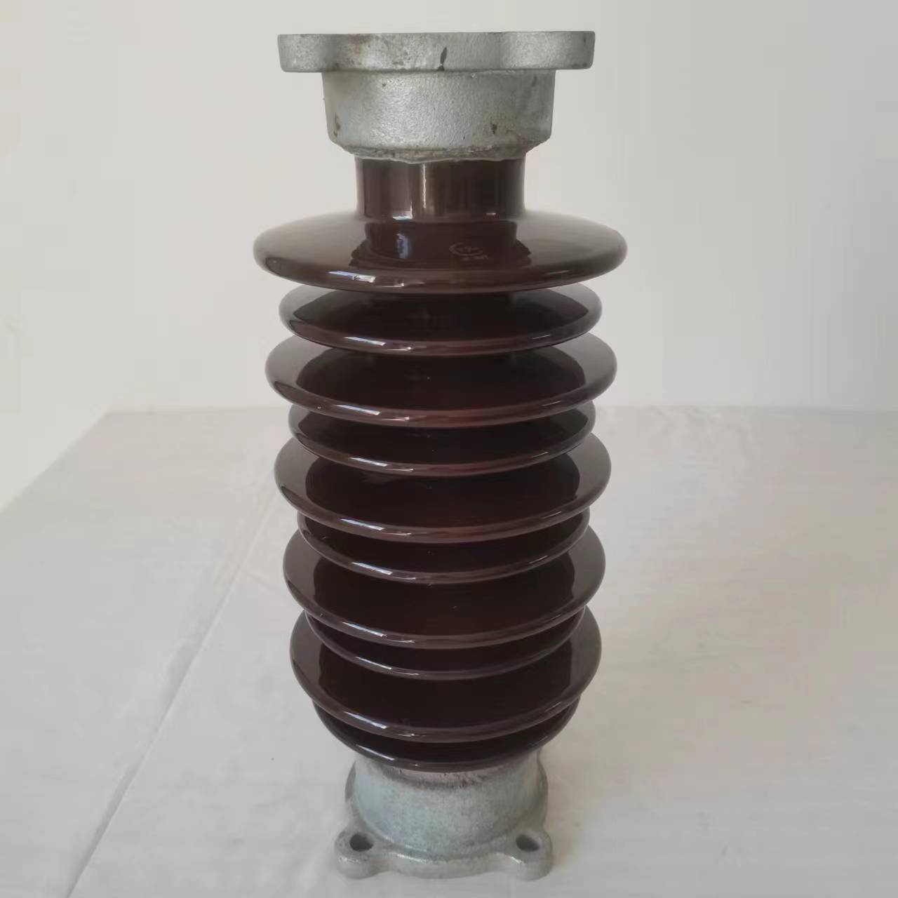 宇建电瓷电器高压电力陶瓷40.5kv户外支柱绝缘子 ZSW40.5/4-4