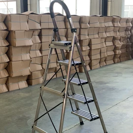家用梯;楼梯及配件