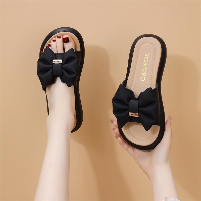 Trendy Soft-Soled Versatile Slip-On Sandals for Women, Summer 2025 New Style, Suitable for Wearing with Skirts, Fairy-Style Flat Sandals Trendy Soft-Soled Versatile Slip-On Sandals for Women, Summer 2025 New Style, Suitable for Wearing with Skirts, Fairy-Style Flat Sandals