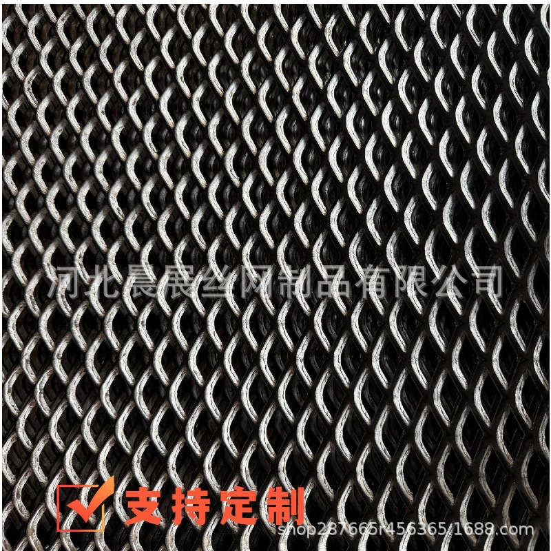 厂家定制钢板网菱形拉伸网重型喷塑脚踏网楼梯平台承重金属钢板网