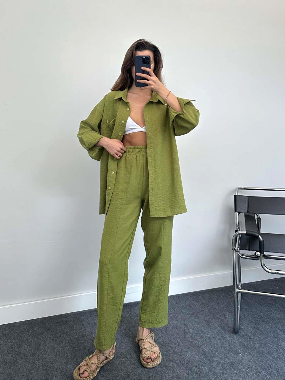 Conjunto de dos piezas para mujer camisa holgada y pantalón_voghion.com