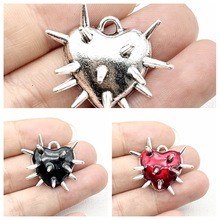 新款跨境哥特红色滴油荆棘心形吊坠手工金属个性挂件diy