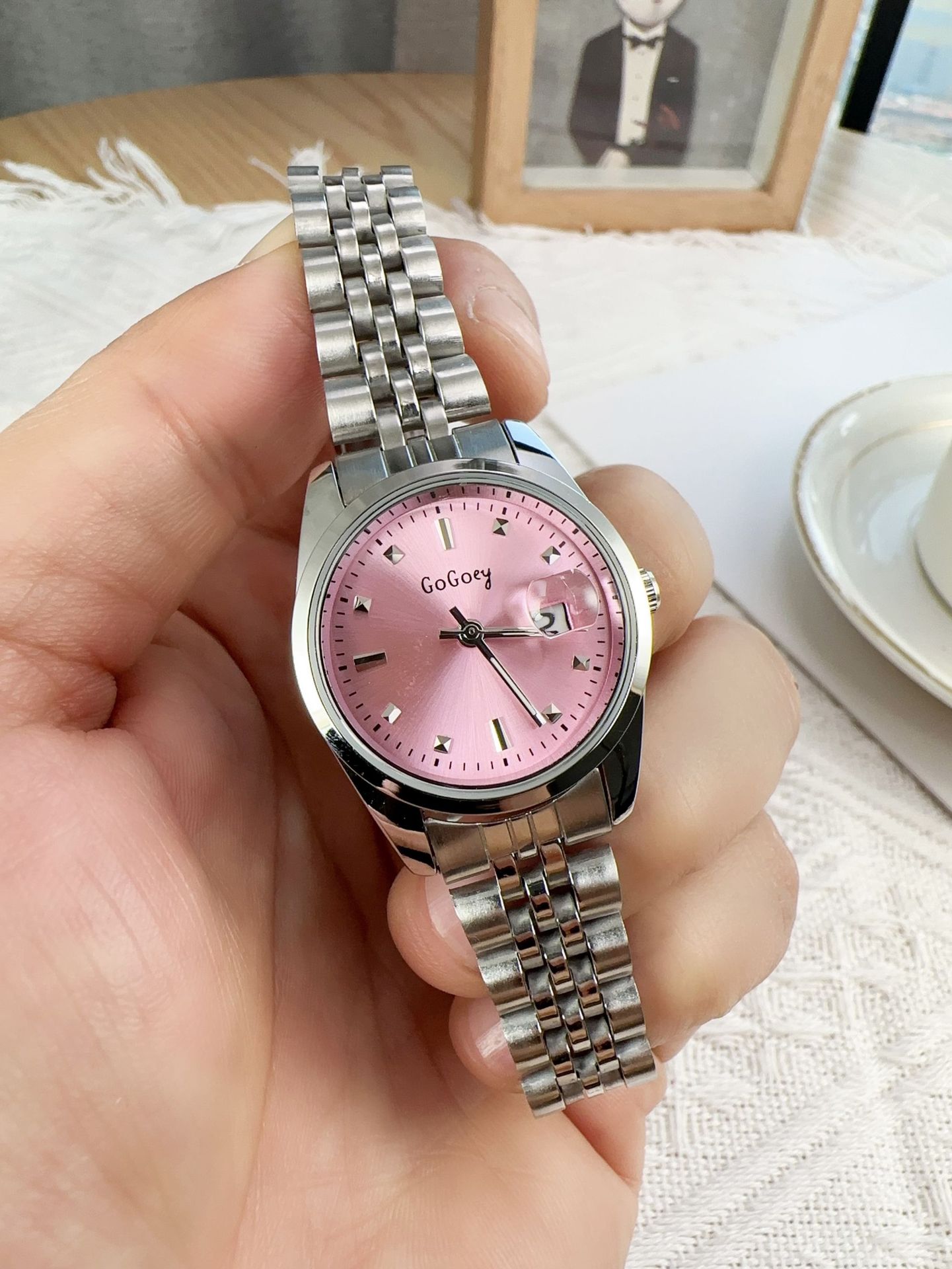 55g Weight Ordinary Glass Mirror Material Steel Belt Strap Material Watch Classification Pointer Display Type Double Side Snaps Buckle Style Round Dial Shape Casual, Daily Occasion Quartz Movement Solid Color Pattern Women's Gender Classic Style Style Classic Style Solid Color Double Side Snaps Quartz Watch Women's Watches 4