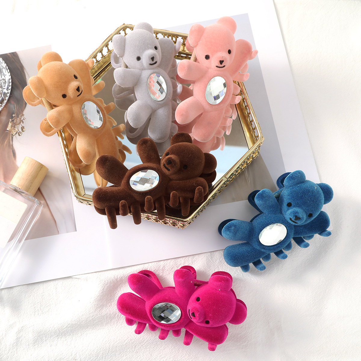 Women's Bear Cute Flocking Hair Claws display picture 5