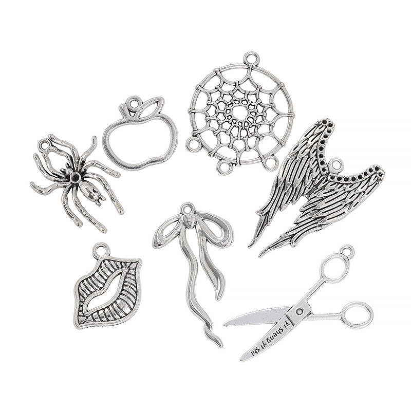 Wholesale Halloween series spider wings scissors pendant DIY pendant alloy jewelry accessories A284