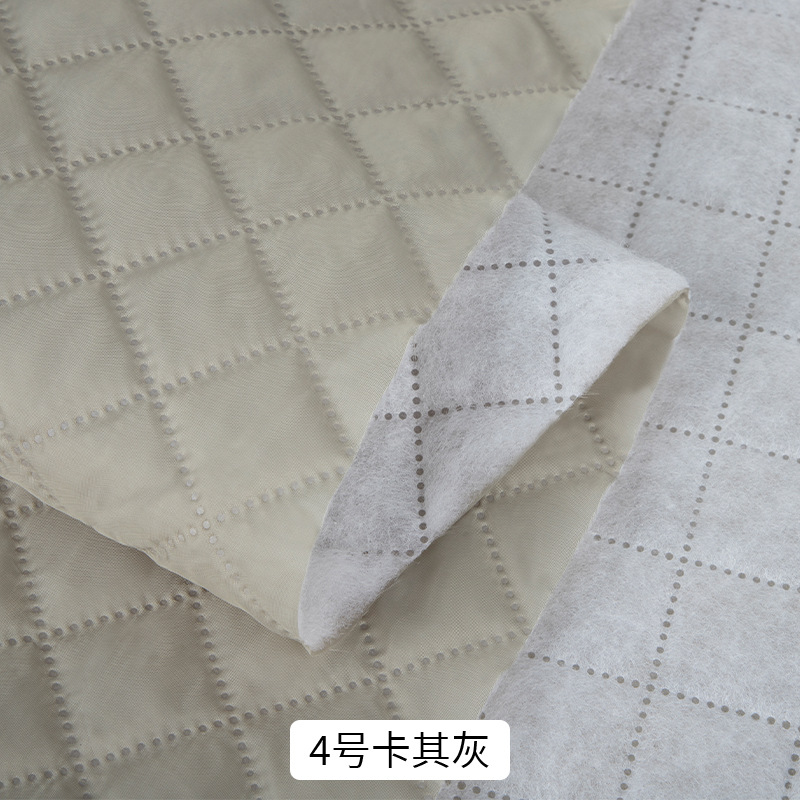 ポリエステルタフタキルティング綿の裏地ポリエステルは綿布秋冬超音波綿のコートのコートの服の裏地を挟みます。