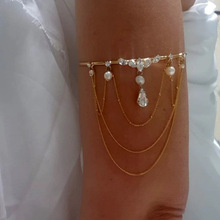 �羳�¿�����ֱۭhС���OӋ�в��ׁ��L�r�к��sˮ����Bracelet