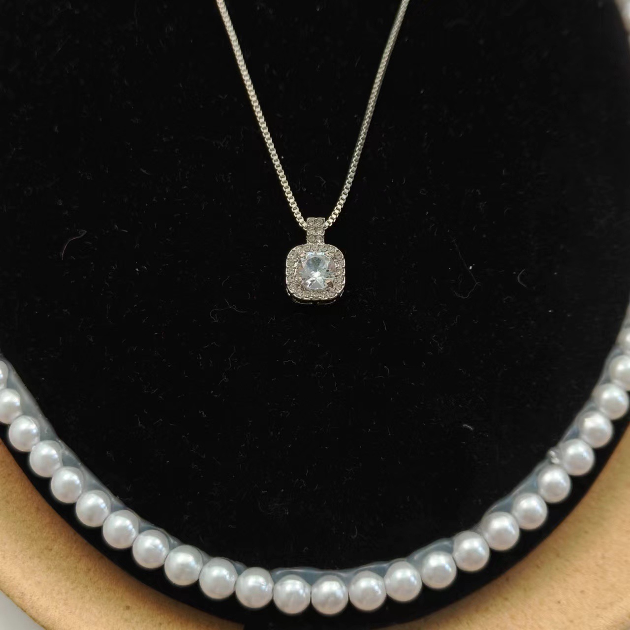 Corea del Sur Harajuku clásico simple caja de la joyería de la cadena diamante cuadrado diamante corto cristal ZIRCON clavícula cadena collar al por mayor