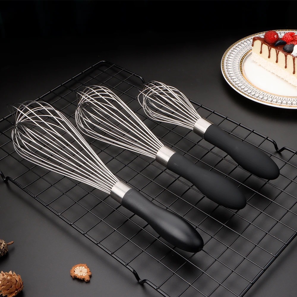 Manual Egg Beater With Ergonomic Rubber Handle Kitchen Tool_voghion.com