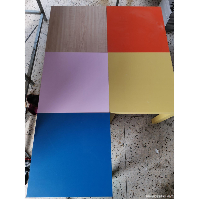 Mesa cuadrada pequeña, mesa lateral, mesa de té moderna simple, estante de supermercado de estilo económico