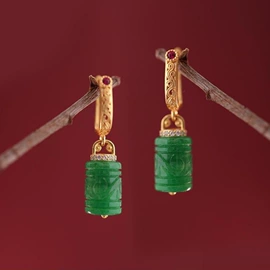 戒指;手链;耳环