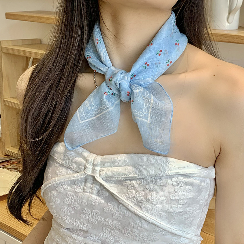 60 pequeñas bufandas cuadradas flores de anacard de verano versátiles seda de decoración de pañuelo impresa bufandas de seda envoltura pañuelo correa de pelo