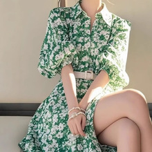 韩系减龄洋气绿色碎花中袖衬衫连衣裙女多巴胺时尚气质绝美小裙子