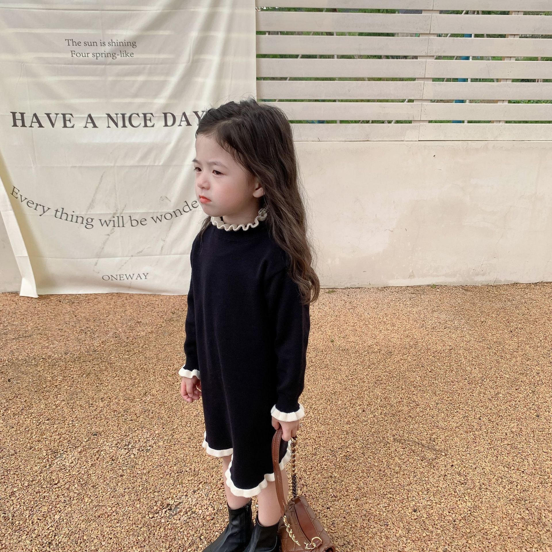 Girls Hepburn syle dress auumn and winer new children's Korean version swee lace sweaer skir baby long boom_voghion.com