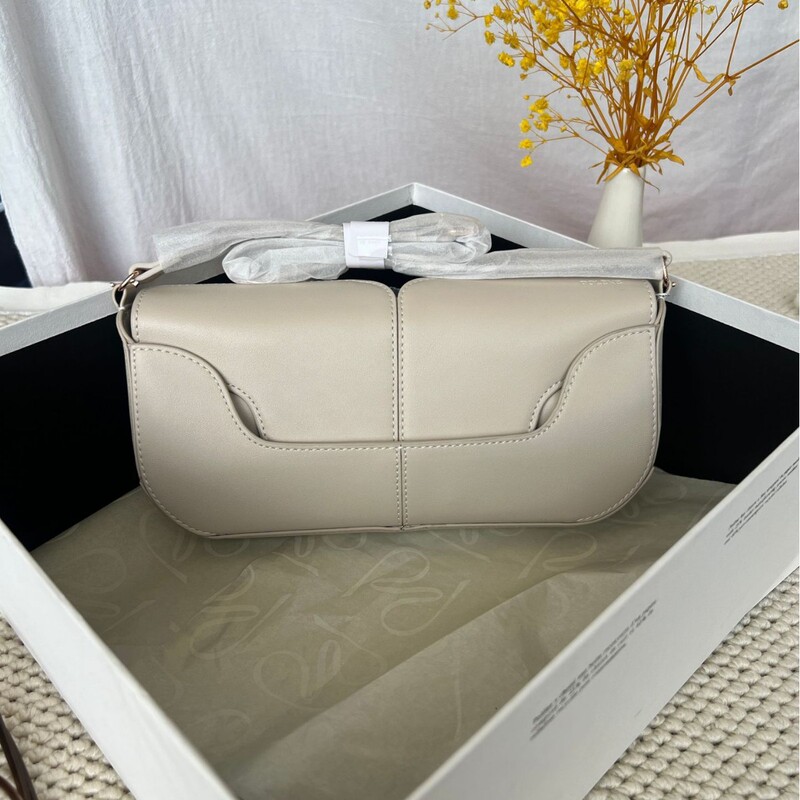 French Niche Armpit Bag 2025 New Women's Bag Small Square Bag Shoulder Bag Osmo Designer Model