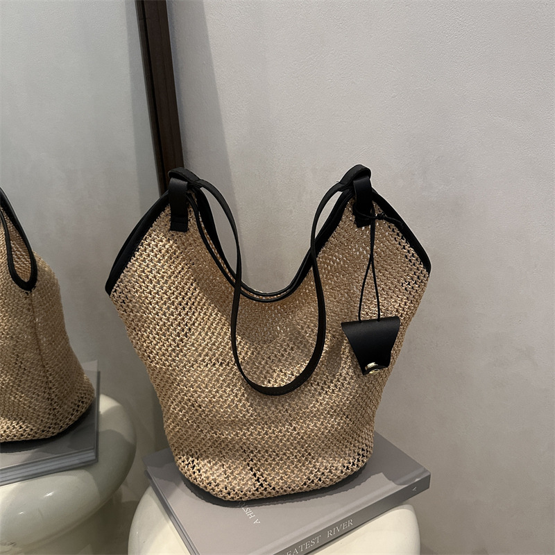 Nueva bolsa trenzada vacaciones de verano de playa bolsa trenzada de paja textura de gran capacidad 2025 bolsa tote bolsa de hombro de moda