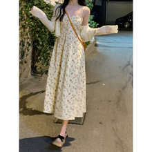俏胖妹大码女装2023新款春夏款大码碎花连衣裙小众设计超仙吊带裙