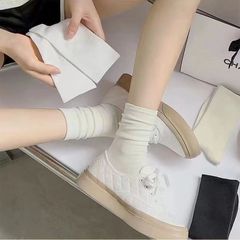 黑白色襪子女秋冬中筒襪女月子襪ins無骨棉襪堆堆襪諸暨襪子批發