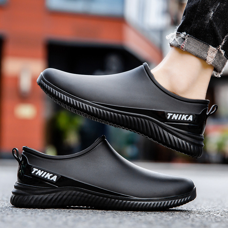 Herrenschuhe Regenstiefel Sommer Low Top Kurze Röhre Rutschfeste wasserdichte Schuhe Modische Low Top Regenstiefel Herren Überschuhe Gummischuhe_voghion.com