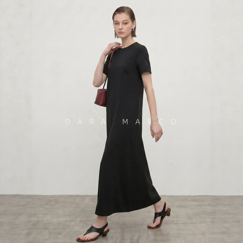 Minimalist Style Acetate Ultra-Long Dress with Round Neck, Short Sleeves, Loose Fit, Drapey, Relaxed, High-End Feel, Suitable for Commuting Minimalist Style Acetate Ultra-Long Dress with Round Neck, Short Sleeves, Loose Fit, Drapey, Relaxed, High-End Feel, Suitable for Commuting