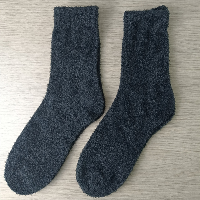 Winter Japanese-Style Soft Centipede Yarn Plush Socks for Women, Black Sleep Socks, Fluffy and Textured, Warm, Manufacturer