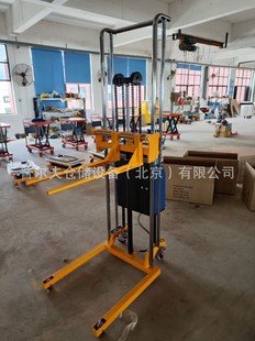 400kg light manual forklift mold truck loading and unloading truck round material lifting truck roll film stacking truck manufacturer