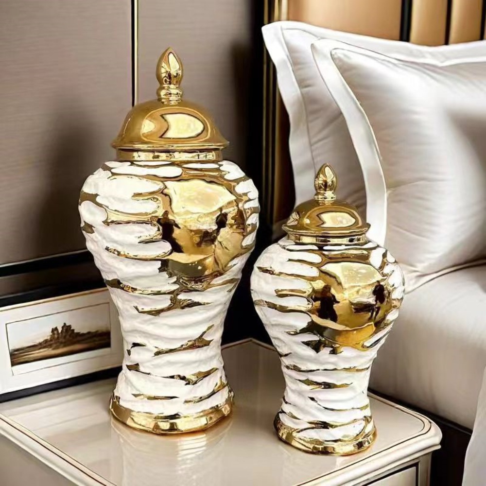 Directo de fábrica de estilo Europeo de oro electrochapado de cerámica en general olla florero Luz de lujo artesanías modelo de habitación decoración suave