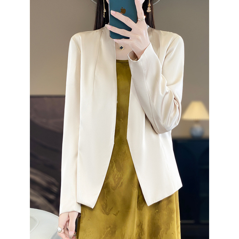 2024 Spring and Summer New Style Silky Suit Jacket Women's High Sense Casual Satin Small Suit Simple Short Top
