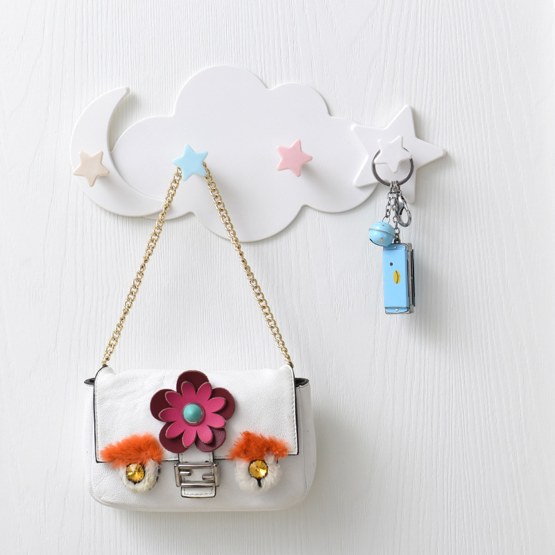 Cartoon Xingyue cloud punch-free hook household keychain jewelry bag rack bathroom bath ball storage rack