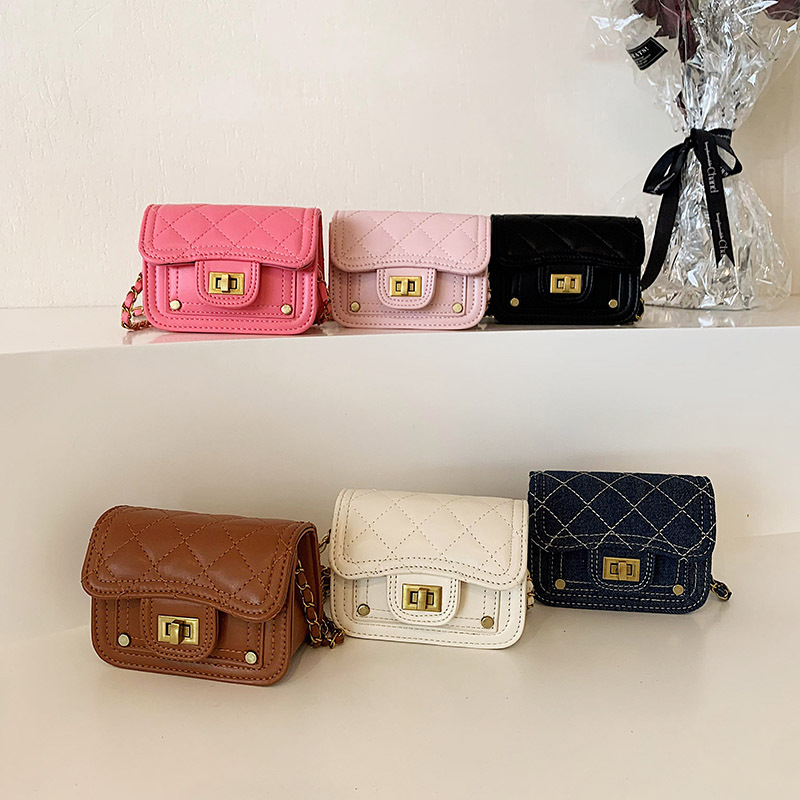 Estilo coreano de los niños de moda pequeña bolsa cuadrada Chanel estilo cadena bebé mini bolso de hombro princesa accesorios de ropa de los niños