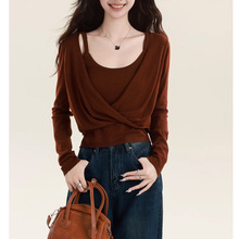 韩系灰色小众交叉扭结长袖针织上衣女别致内搭背心套装