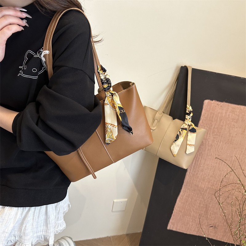 Bolso Tote de Hombro para Mujer de PU Gran Capacidad con Cremallera para Uso Diario image 3