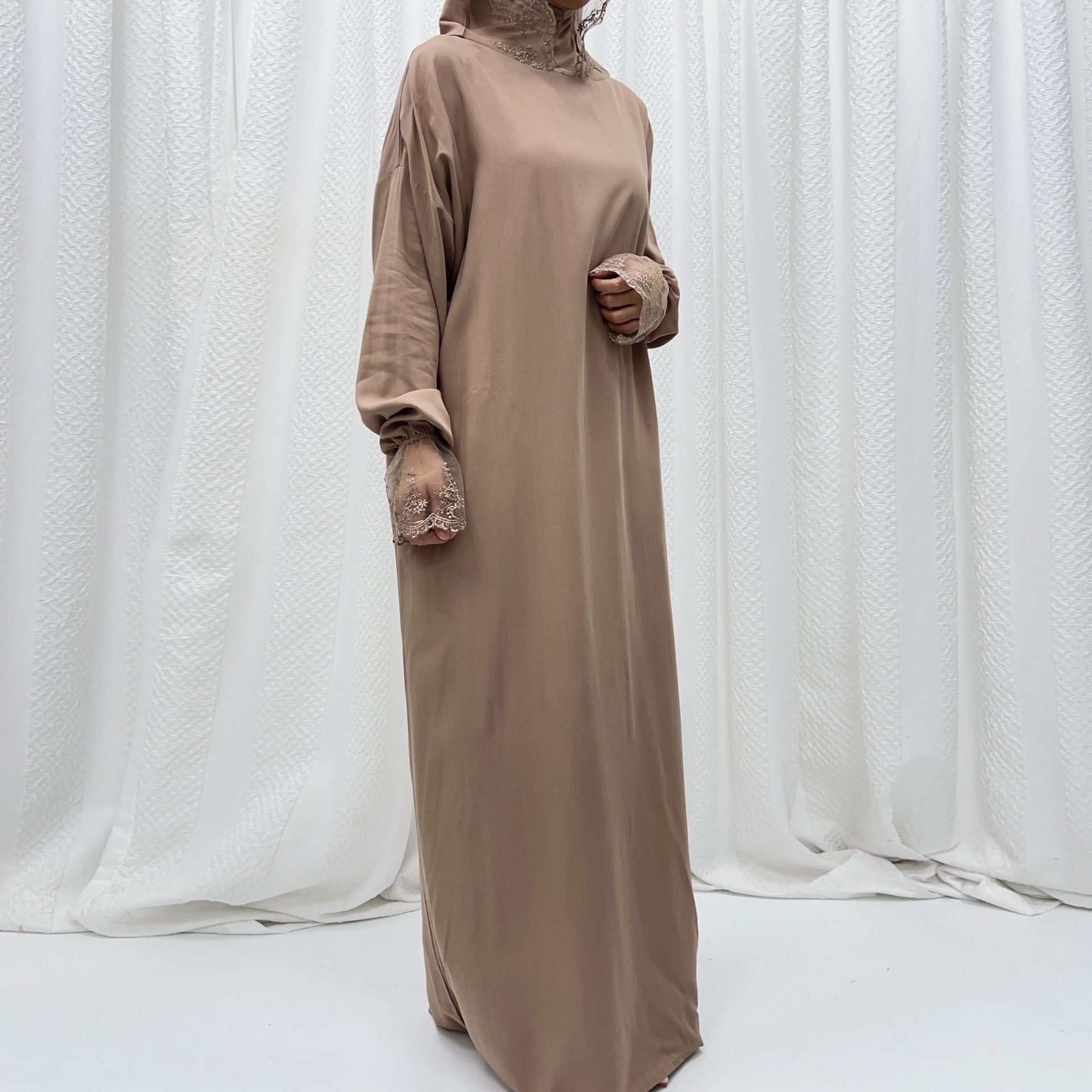 Langes Muslimisches Kleid Für Damen Mit Kapuze Einfarbig Weit_voghion.com