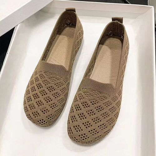 One-step bean shoes soft bottom agent network face fly weave grandma shoes women's 2024 autumn new breathable comfortable shallow mouth 