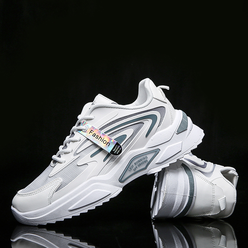 Zapatos de hombre primavera 2026 nueva marca de moda zapatos deportivos casuales de corrida de red para hombre aumento de altura papá zapatos de moda versátiles