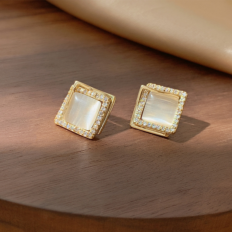 Elegant Square Alloy Opal Inlay Zircon Women's Ear Studs display picture 3