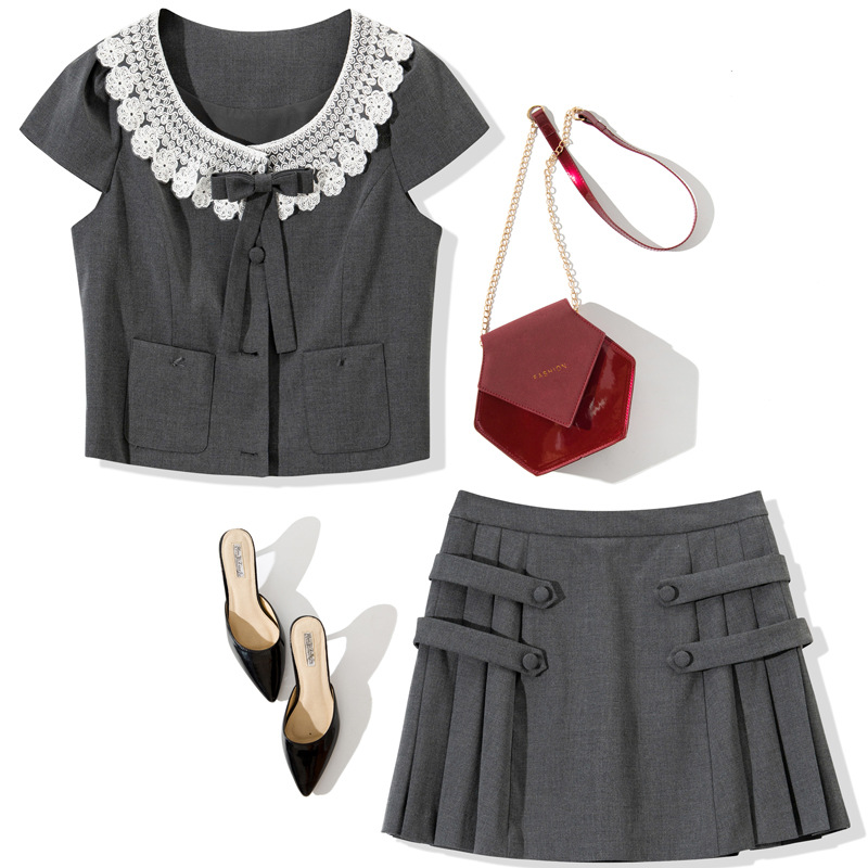 T1759 25年春装新款女装撞色水溶花领短袖上衣+百褶半裙两件套装