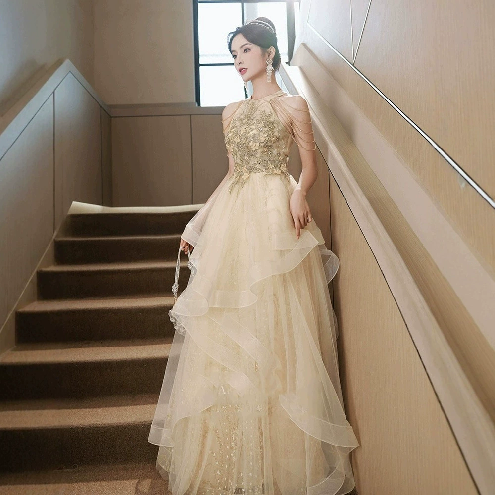 Элитное вечернее платье, цвет шампанского, высококачественный фасон.