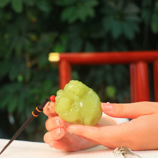 Jin Yutang Xinjiang Hetian Jade "Huangkou, Carrying Son to the DPRK" Huangkou Pixiu is icy, delicate and oily in texture