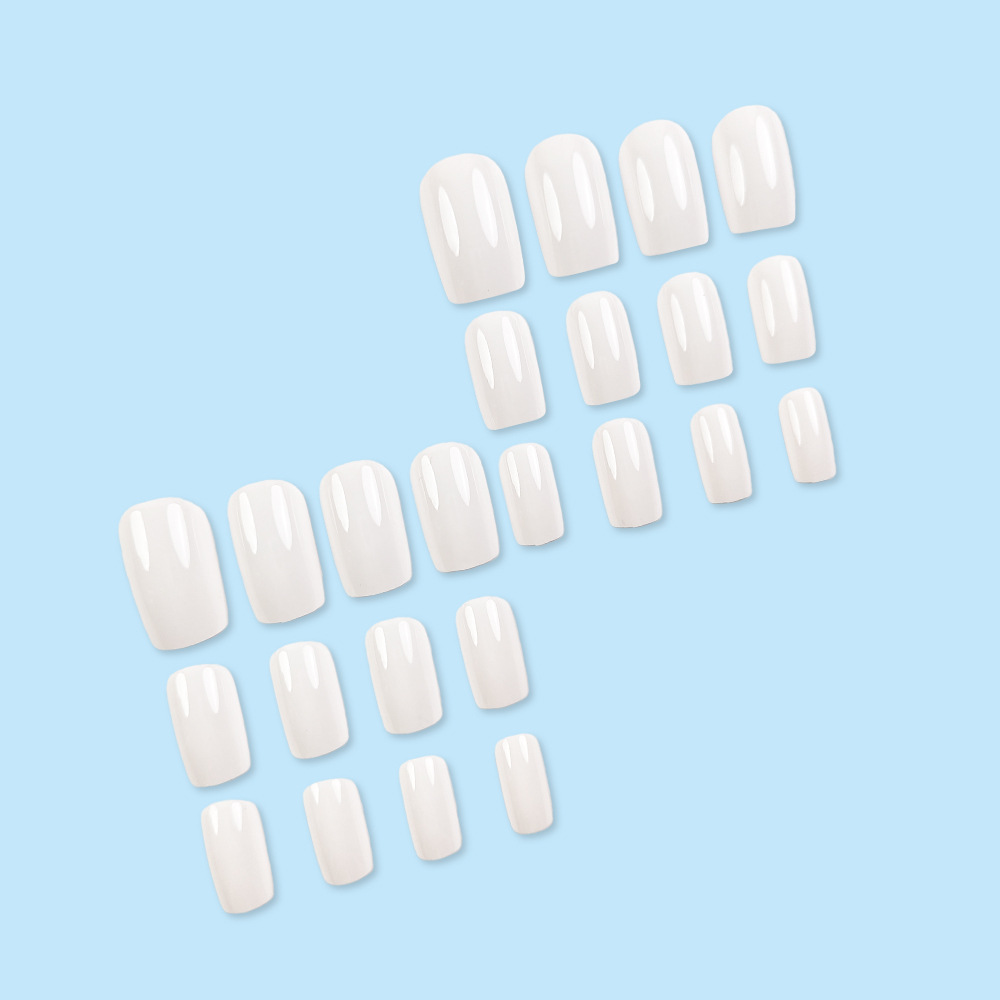 Comercio extranjero más vendido blanco leche puro brillante manicure minimalista de alto nivel viento desgaste de uñas 24 piezas de parche de uñas