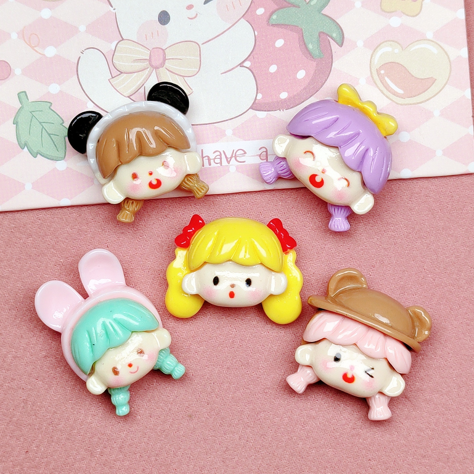 Ventas directas de fábrica nuevo brillante chica de dibujos animados accesorios de resina DIY horquilla hecha a mano accesorios para el cabello hebilla de zapato material al por mayor