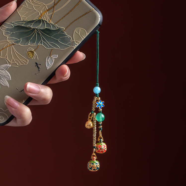 Ancient Enamel Gold-Swallowing Beast Phone Charm for a Family of Three, Wealth-Attracting Phone Chain Pendant for Men and Women, Bag Accessory