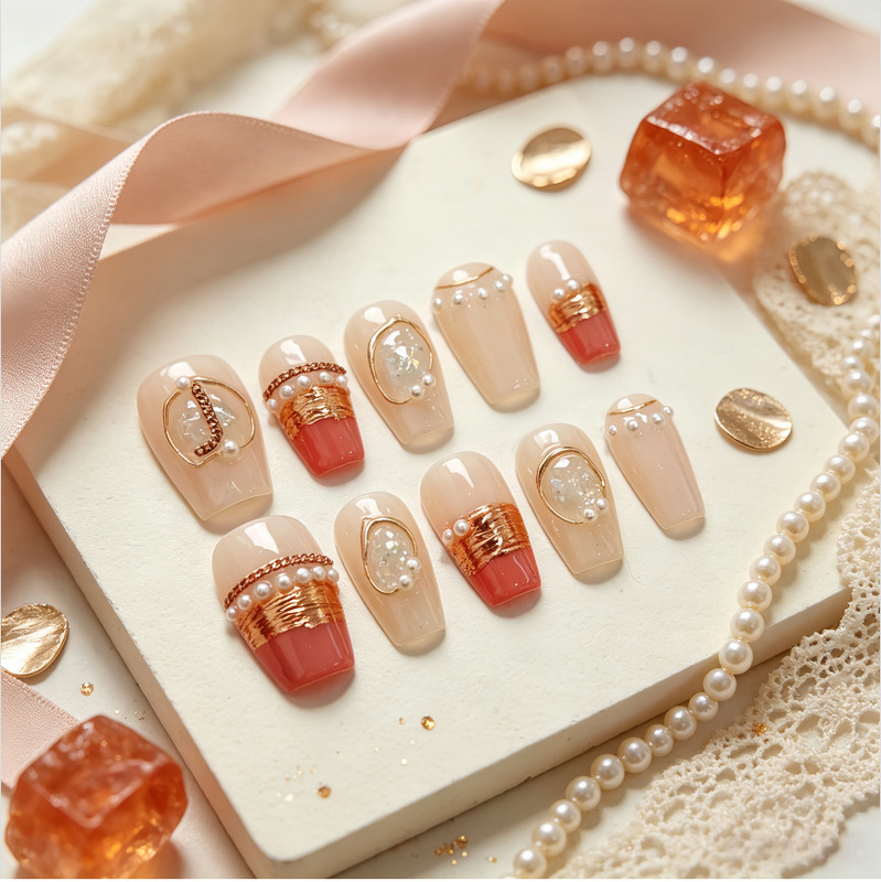 Nude color versatile gold gradient pure desire style nail tips, short wear-on nails for autumn and winter, brightening skin tone, Korean style finished product Nude color versatile gold gradient pure desire style nail tips, short wear-on nails for autumn and winter, brightening skin tone, Korean style finished product