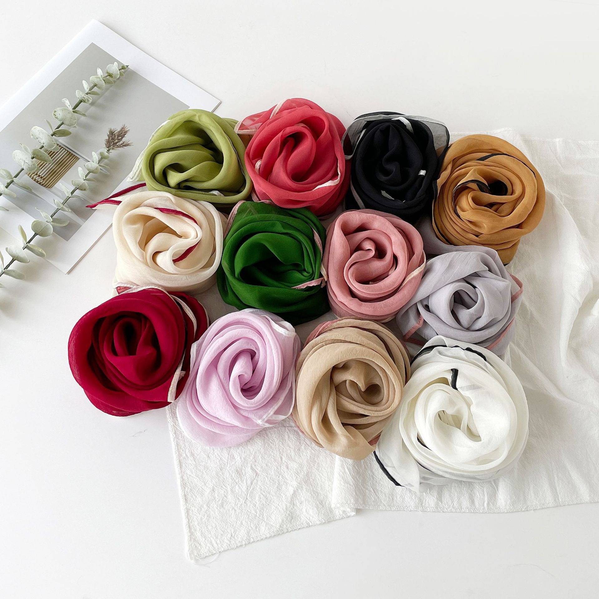 Women's Solid Color 70 Cm Small Square Scarf Breathable Sweat Absorbent Artistic Simple Professional Silk Scarf_voghion.com