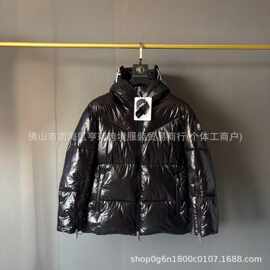 跨境M家爆款字母拉链双口袋拉链男女款连帽加厚保暖亮面保暖外套